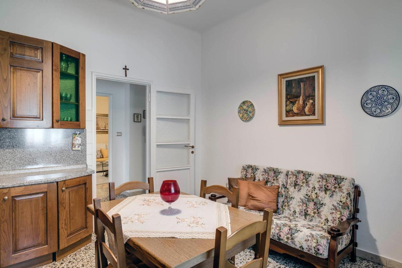 Sentirsi A Casa, Lontano Da Casa-Feel At Home Away From Home Caronno Pertusella ภายนอก รูปภาพ