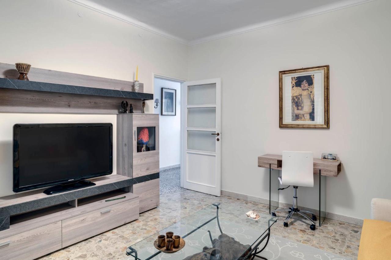 Sentirsi A Casa, Lontano Da Casa-Feel At Home Away From Home Caronno Pertusella ภายนอก รูปภาพ