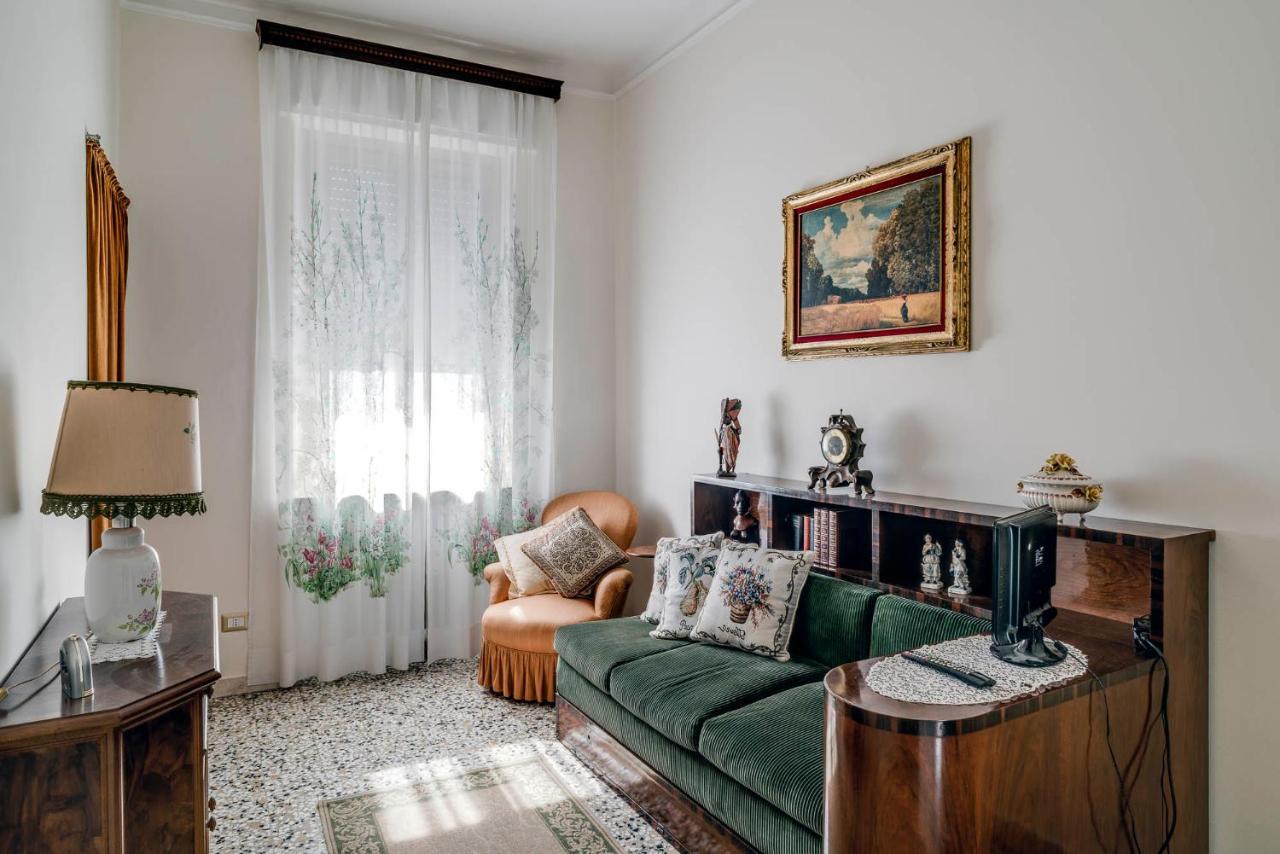Sentirsi A Casa, Lontano Da Casa-Feel At Home Away From Home Caronno Pertusella ภายนอก รูปภาพ