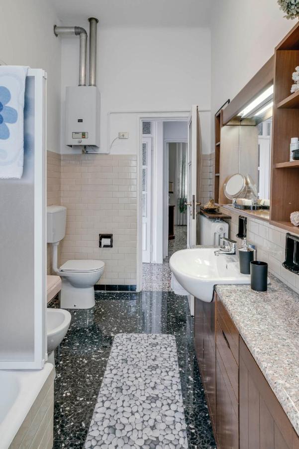 Sentirsi A Casa, Lontano Da Casa-Feel At Home Away From Home Caronno Pertusella ภายนอก รูปภาพ